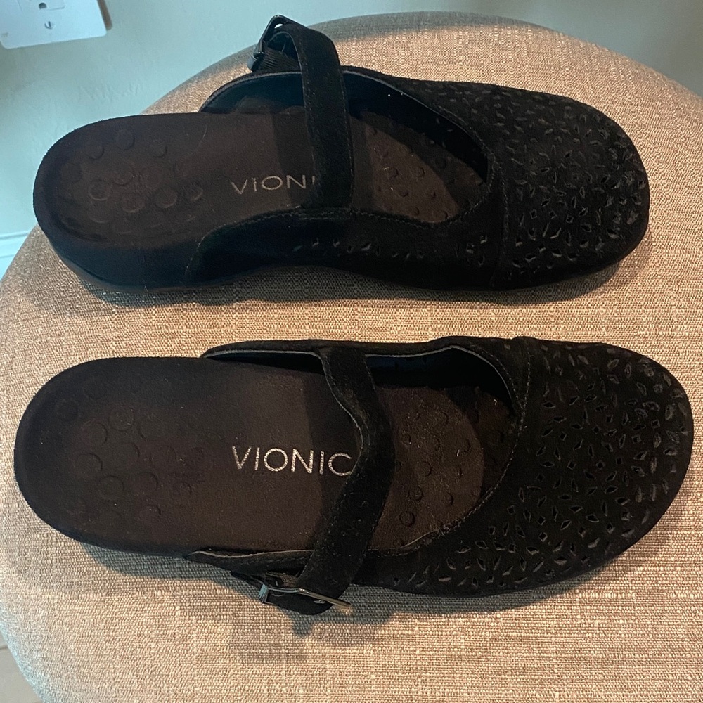 Vionic Black Cut-Out Mules